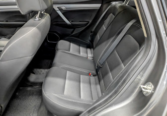 Подержанный автомобиль Geely Coolray 2022 года (12 фото)