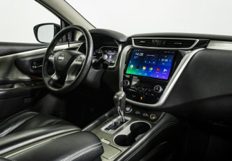 Подержанный автомобиль Nissan Murano Suv 2017 года (9 фото)