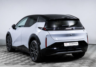 Подержанный автомобиль Zeekr X 2023 года (7 фото)
