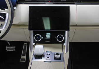 Подержанный автомобиль Land Rover Range Rover 2023 года (15 фото)