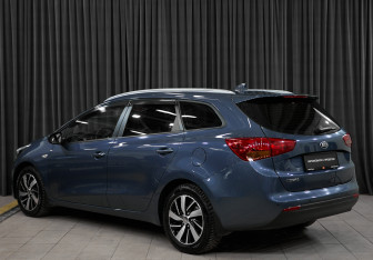 Подержанный автомобиль Kia Ceed Wagon 2017 года (7 фото)