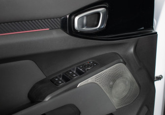 Подержанный автомобиль Haval H3 2024 года (20 фото)