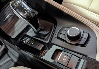 Подержанный автомобиль BMW X2 2021 года (21 фото)