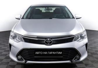 Подержанный автомобиль Toyota Camry Sedan 2016 года (2 фото)