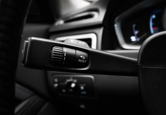 Подержанный автомобиль Volvo XC70 2014 года (12 фото)