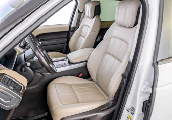 Подержанный автомобиль Land Rover Range Rover Sport 2019 года (21 фото)