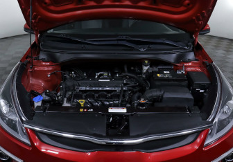 Подержанный автомобиль Kia Rio Sedan 2017 года (8 фото)