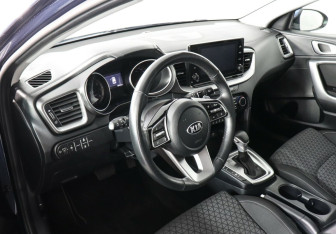 Подержанный автомобиль Kia Ceed Wagon 2021 года (6 фото)