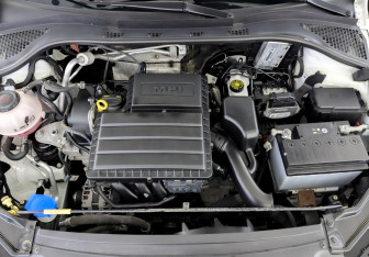 Подержанный автомобиль Skoda Rapid Liftback 2022 года (9 фото)