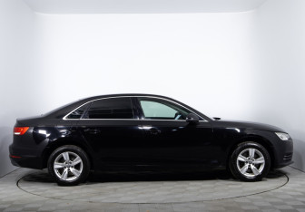 Подержанный автомобиль Audi A4 Sedan 2016 года (4 фото)
