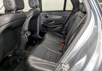 Подержанный автомобиль Mercedes-Benz GLC Coupe 2017 года (12 фото)