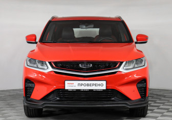 Подержанный автомобиль Geely Coolray 2022 года (2 фото)