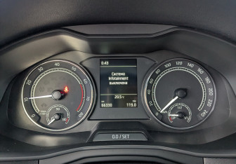 Подержанный автомобиль Skoda Rapid Liftback 2021 года (15 фото)