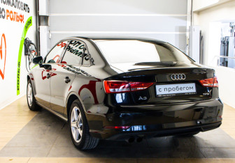 Подержанный автомобиль Audi A3 Sedan 2016 года (6 фото)