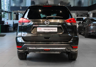 Подержанный автомобиль Nissan X-Trail 2020 года (5 фото)