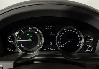Подержанный автомобиль Toyota Land Cruiser Suv 2019 года (11 фото)