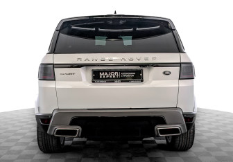 Подержанный автомобиль Land Rover Range Rover Sport 2019 года (6 фото)