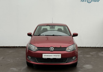 Подержанный автомобиль Volkswagen Polo Sedan 2011 года (2 фото)