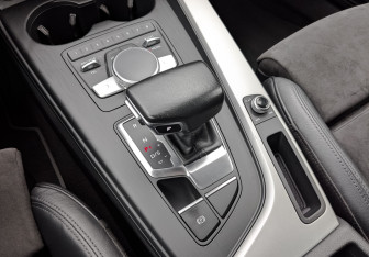 Подержанный автомобиль Audi A4 allroad 2019 года (21 фото)