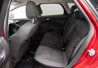 Подержанный автомобиль Ford Focus Wagon 2018 года (26 фото)