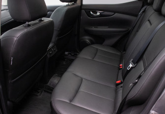 Подержанный автомобиль Nissan Qashqai 2021 года (11 фото)