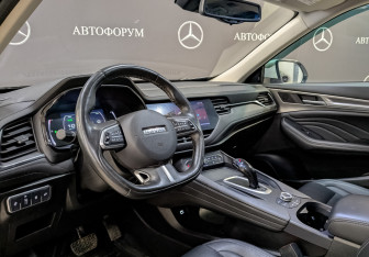 Подержанный автомобиль Haval F7 2021 года (15 фото)