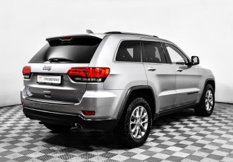Подержанный автомобиль Jeep Grand Cherokee 2013 года (5 фото)