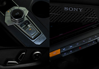 Подержанный автомобиль Changan UNI-V 2024 года (15 фото)