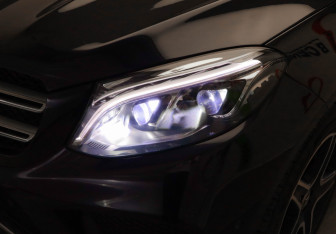 Подержанный автомобиль Mercedes-Benz GLE 2018 года (19 фото)