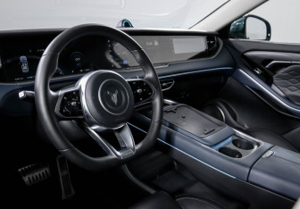 Подержанный автомобиль Voyah Free 2023 года (14 фото)