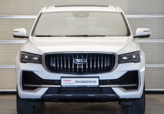 Подержанный автомобиль Geely Monjaro 2024 года (2 фото)