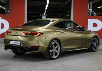 Подержанный автомобиль Infiniti Q60 Coupe 2017 года (5 фото)