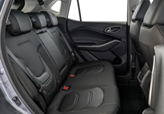 Новый Москвич 3 2025 (12 фото)