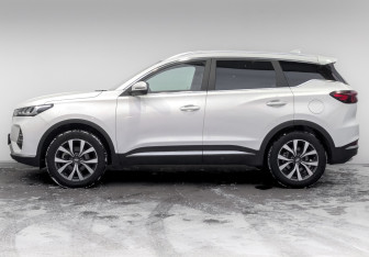 Подержанный автомобиль Chery Tiggo 7 Pro 2021 года (8 фото)