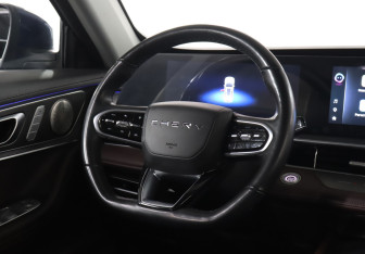 Подержанный автомобиль Chery Tiggo 8 Pro Max 2023 года (15 фото)