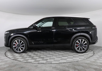 Подержанный автомобиль Jaecoo J7 2023 года (8 фото)