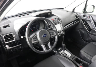 Подержанный автомобиль Subaru Forester Suv 2016 года (9 фото)