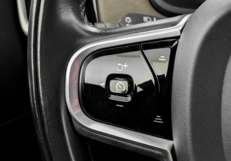 Подержанный автомобиль Volvo V90 Cross Country 2019 года (29 фото)