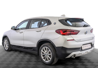 Подержанный автомобиль BMW X2 2020 года (7 фото)