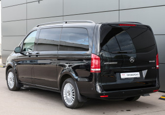Подержанный автомобиль Mercedes-Benz Vito 2018 года (7 фото)