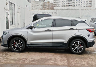 Подержанный автомобиль Geely Coolray 2020 года (8 фото)