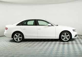Подержанный автомобиль Audi A4 Sedan 2011 года (4 фото)