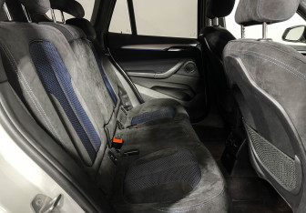 Подержанный автомобиль BMW X1 2019 года (14 фото)