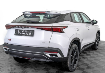 Новый Omoda C5 2024 (2 фото)