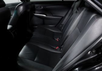 Подержанный автомобиль Toyota Camry Sedan 2017 года (10 фото)