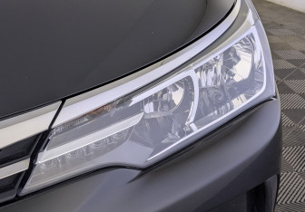 Подержанный автомобиль Toyota Corolla Sedan 2018 года (11 фото)