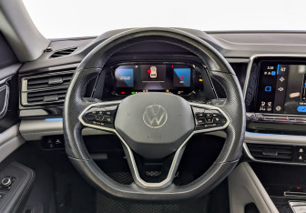 Подержанный автомобиль Volkswagen Teramont 2023 года (22 фото)