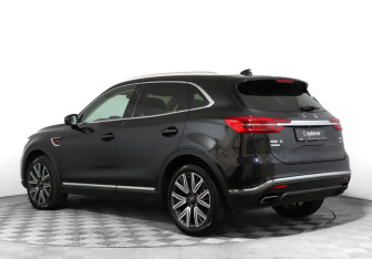 Подержанный автомобиль Hongqi HS5 2024 года (7 фото)