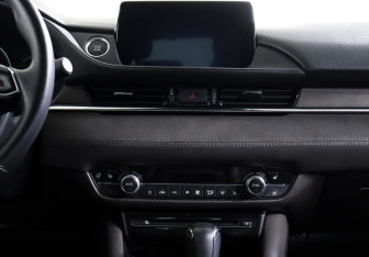 Подержанный автомобиль Mazda 6 Sedan 2020 года (15 фото)