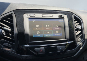 Подержанный автомобиль LADA (ВАЗ) XRAY 2019 года (13 фото)